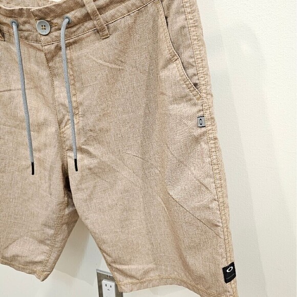 Oakley Tan Quick Dry Hybrid Swim Athletic Shorts Size 32 - Picture 2 of 7